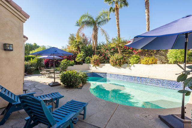 78970 Del Monte Court, La Quinta CA: https://media.crmls.org/mediaz/40670b61-2331-4476-82e1-8be6444633f3.jpg
