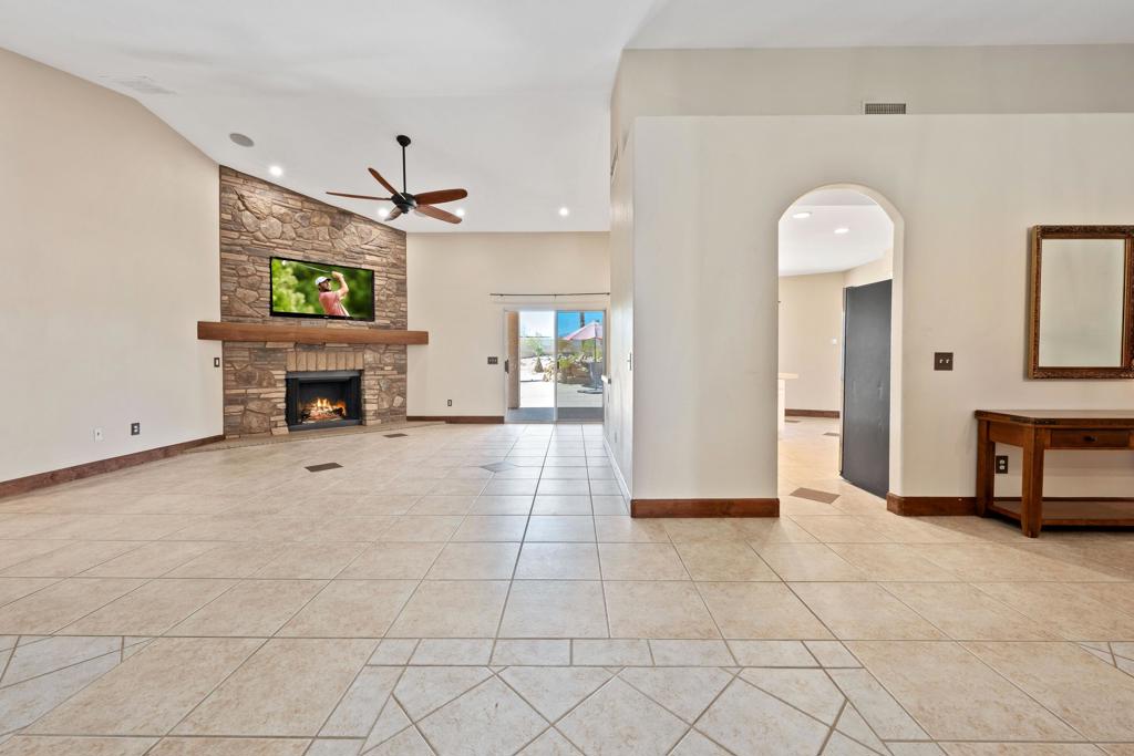 MLS #219138023DA image #14