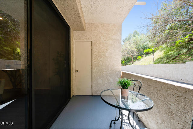 Detail Gallery Image 30 of 42 For 4280 via Arbolada #110,  Los Angeles,  CA 90042 - 1 Beds | 1 Baths