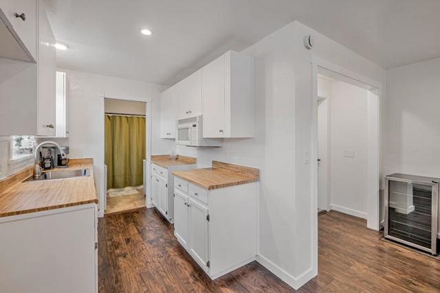 18 Linden Road, Watsonville CA: https://media.crmls.org/mediaz/40673ae0-8310-4e8b-98d4-bf3c64d7f1ae.jpg