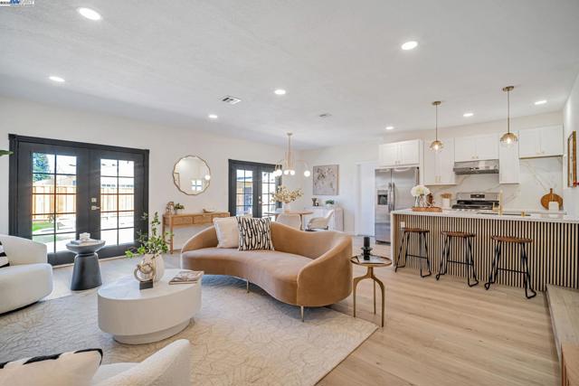 6588 Flanders Dr, Newark CA: https://media.crmls.org/mediaz/4067e8d6-b056-4818-95d7-df50b7ec3520.jpg