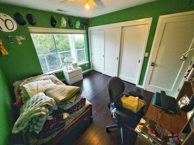 2612 Hallmark Drive, Belmont CA: https://media.crmls.org/mediaz/40686bc1-2430-485d-989e-d6721d6272f4.jpg