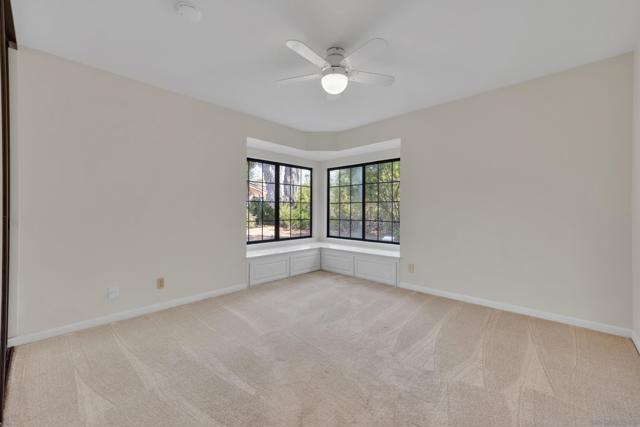 15235 Crestview Ct, Poway CA: https://media.crmls.org/mediaz/40689550-fbd0-4e96-b4f0-7425749fa304.jpg