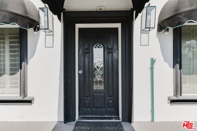 9031 Phyllis Avenue, 1 photo 15