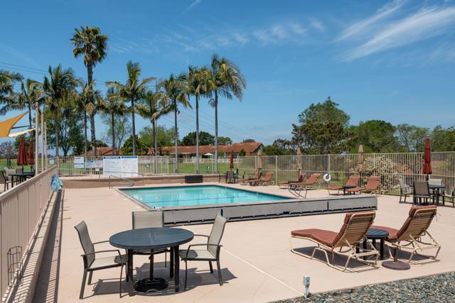 1829 Forestdale Dr, Encinitas CA: https://media.crmls.org/mediaz/406a8fe8-265e-4247-9d22-54e4c0a320d4.jpg