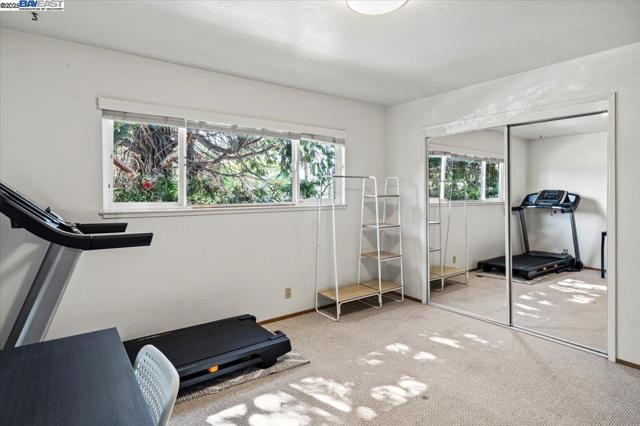 4105 Heyer Ave, Castro Valley CA: https://media.crmls.org/mediaz/406b1e2d-55f1-44b2-8f2a-31e872f33628.jpg