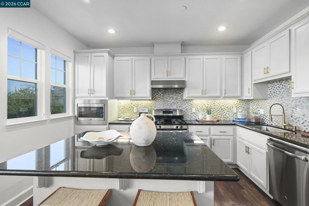 3827 BRANDING IRON PLACE