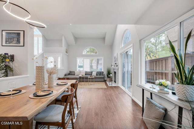 5092 Benedict Court, Oak Park CA: https://media.crmls.org/mediaz/406c45b1-627d-4270-a749-4b7e2042a6c9.jpg