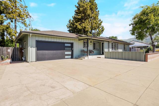 Details for 524 Warren Ave, Fremont, CA 94539