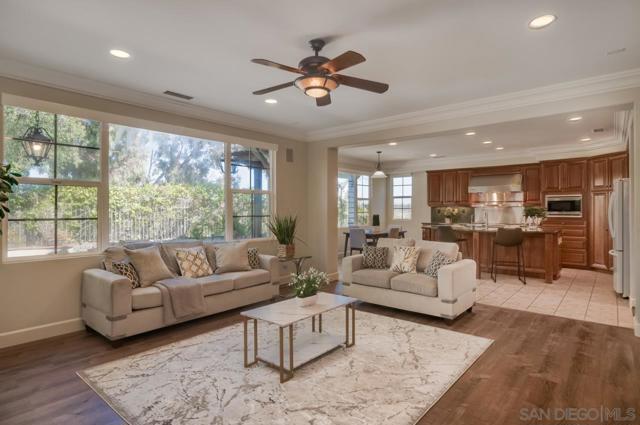 5199 Seagrove Place, San Diego CA: https://media.crmls.org/mediaz/406e8e5b-e09c-4431-a469-b7674e97d47e.jpg