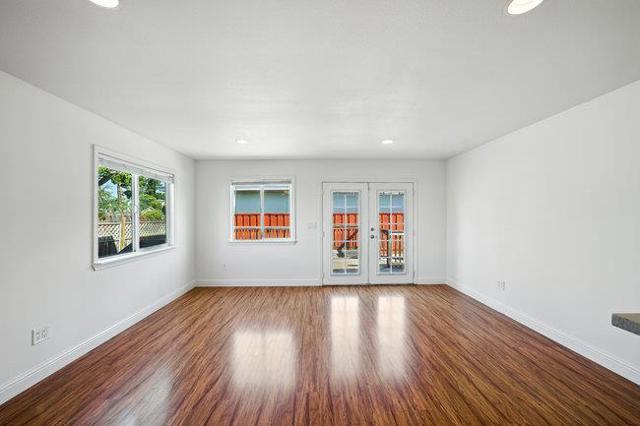 2950 Union Avenue, Hayward CA: https://media.crmls.org/mediaz/406f2c18-66a9-4c53-be3f-46c7c0cec4c8.jpg