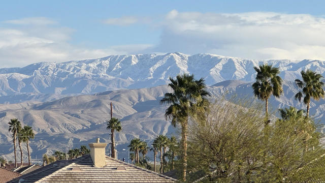 44580 S Heritage Palms Drive, Indio CA: https://media.crmls.org/mediaz/40714161-de7f-45d7-8253-25711c43536d.jpg