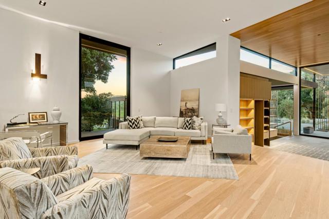2 Rumsen Trace, Carmel CA: https://media.crmls.org/mediaz/40720835-fd1a-4851-a8db-780057b88803.jpg