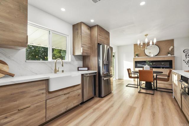 Front Image Thumbnail for CRPTP2507578