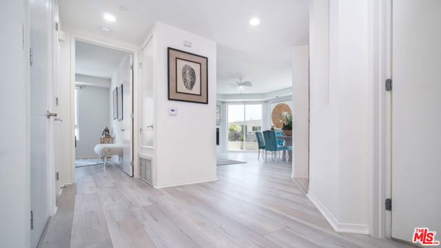 12222 WILSHIRE Boulevard, Los Angeles CA: https://media.crmls.org/mediaz/4076bd16-3abd-441e-8a5a-0b6372bbb199.jpg