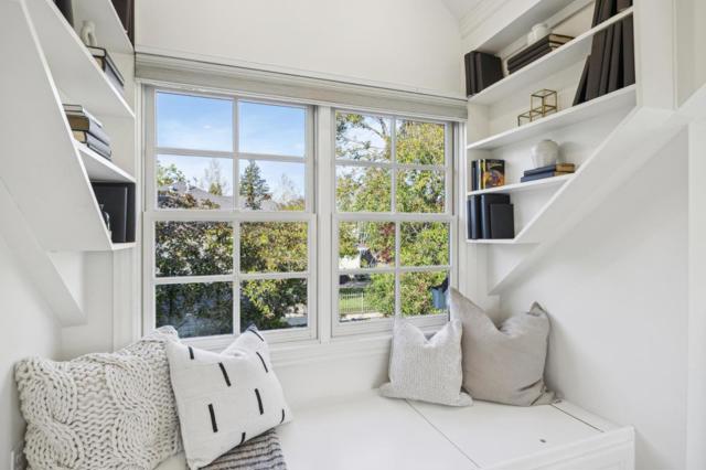 2149 High Street, Palo Alto CA: https://media.crmls.org/mediaz/407707da-34c3-4c98-9e7b-32f6023b43be.jpg