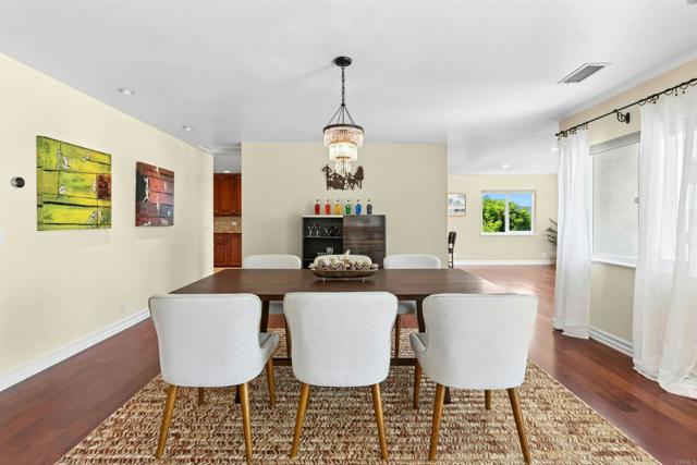 17058 Cloudcroft Drive, Poway CA: https://media.crmls.org/mediaz/407725f2-78b0-446c-82de-b97f54c1b415.jpg