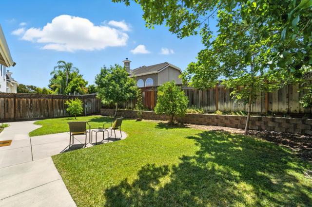 1480 Finch Lane, Gilroy CA: https://media.crmls.org/mediaz/4078075b-0c82-4737-bfe1-cfe2daed145b.jpg