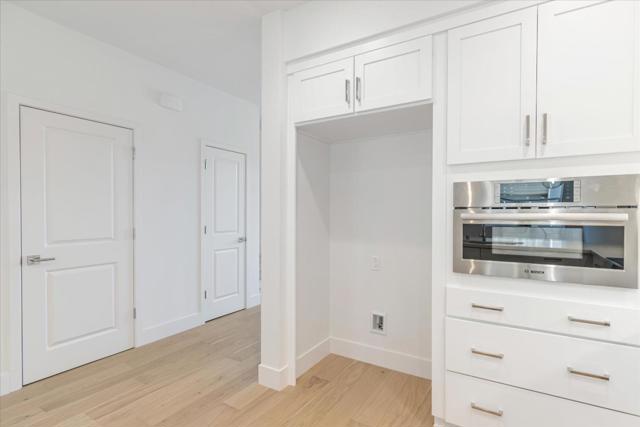 2112 Ivory Terrace, San Ramon CA: https://media.crmls.org/mediaz/4078bd49-e676-41dd-9d42-f99991152ae3.jpg