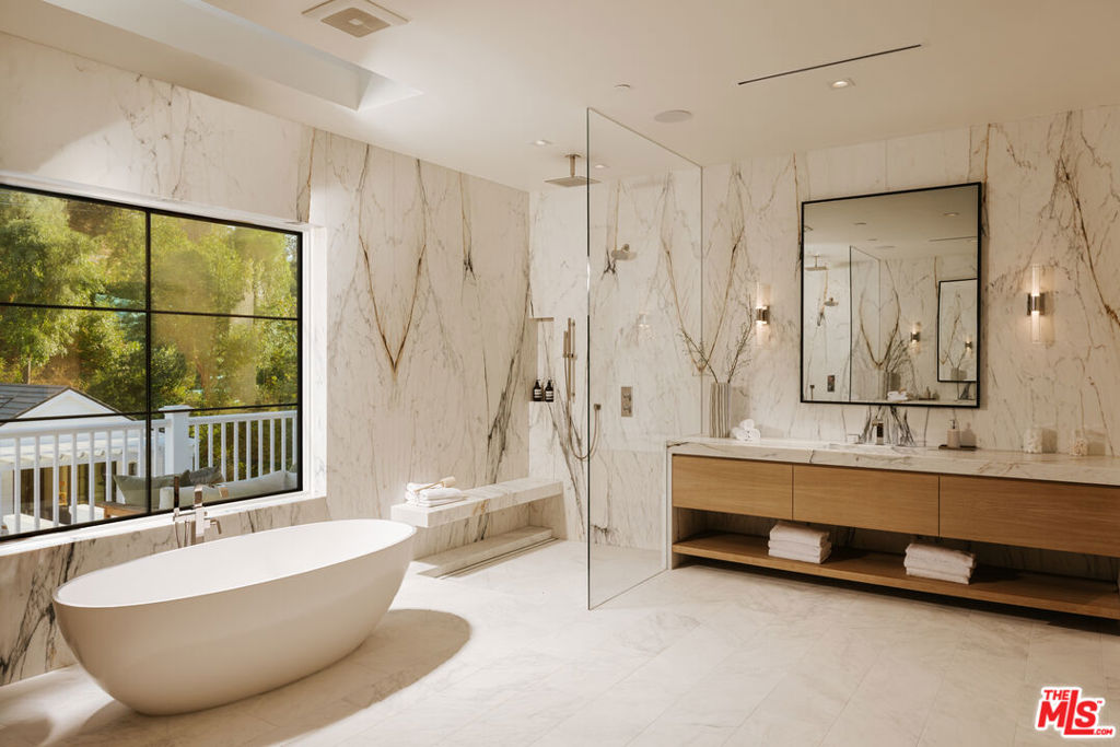MLS #26867065 image #12