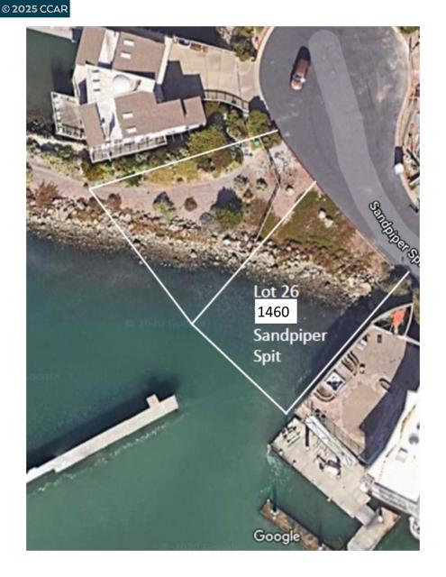 1460 Sandpiper Spit, Richmond CA: https://media.crmls.org/mediaz/4078fa69-e6d7-4c7a-8453-90f54bee6be4.jpg