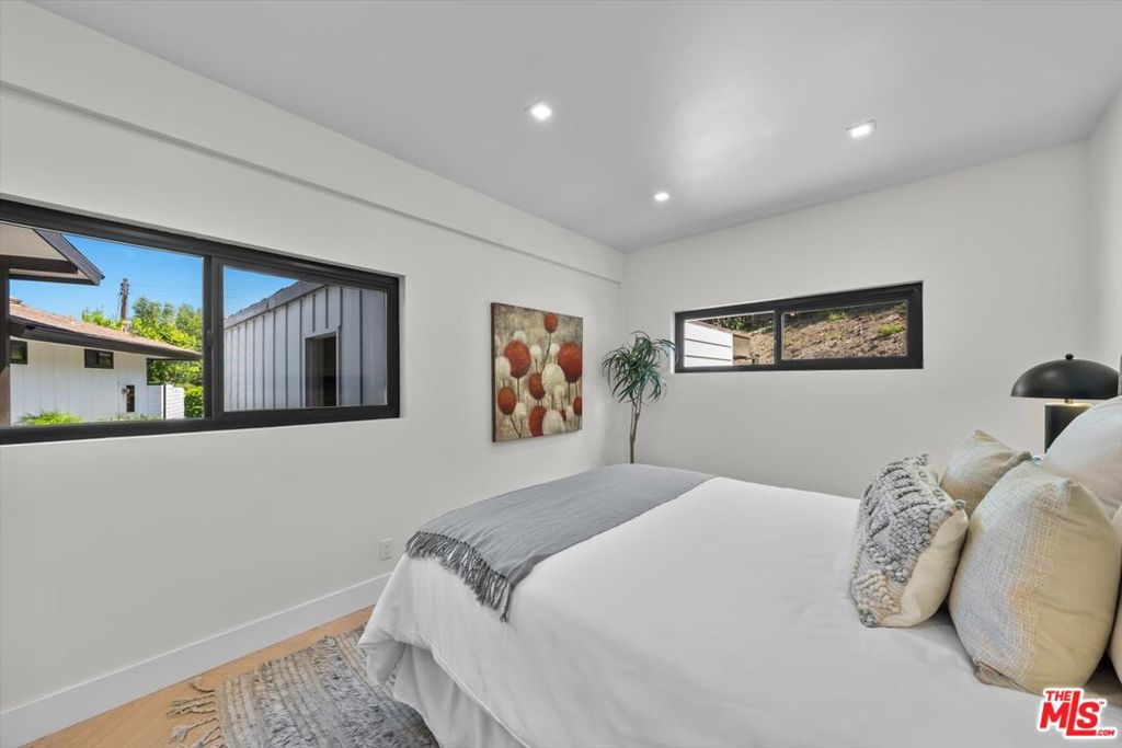 MLS #26845903 image #46