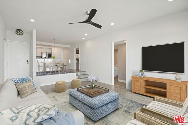 18103 Coastline Drive photo 2