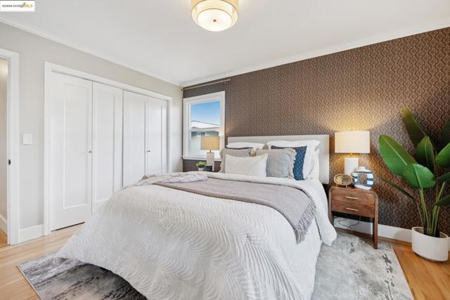 1417 Richmond St, El Cerrito CA: https://media.crmls.org/mediaz/407b0987-e7fc-42c8-bb6a-12ee8cb68d11.jpg