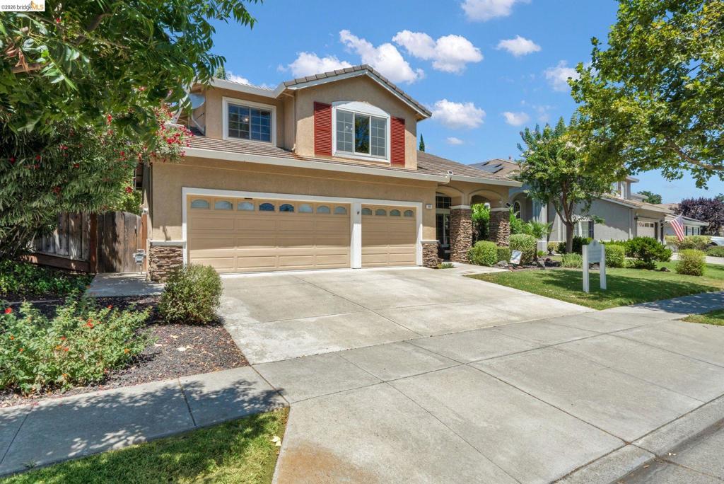 569 Apple Hill Dr