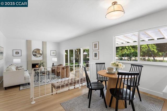 115 Saint Jean Ct, Danville CA: https://media.crmls.org/mediaz/407d935e-b2e0-429b-848d-a0497521b340.jpg