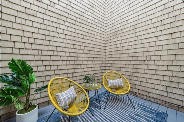 17221724 48th Avenue, San Francisco CA: https://media.crmls.org/mediaz/407d936c-9310-431a-a46c-56ea7cb6e5c9.jpg