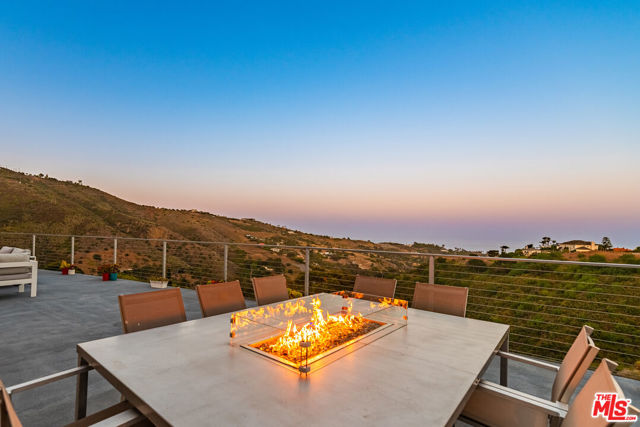 Drew Fenton | 28405 Via Acero Street Malibu CA | MLS: 7236869