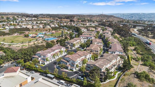 1463 Paseo Aurora, San Diego CA: https://media.crmls.org/mediaz/407ee5b5-60be-4862-a63f-0cbf4388a299.jpg