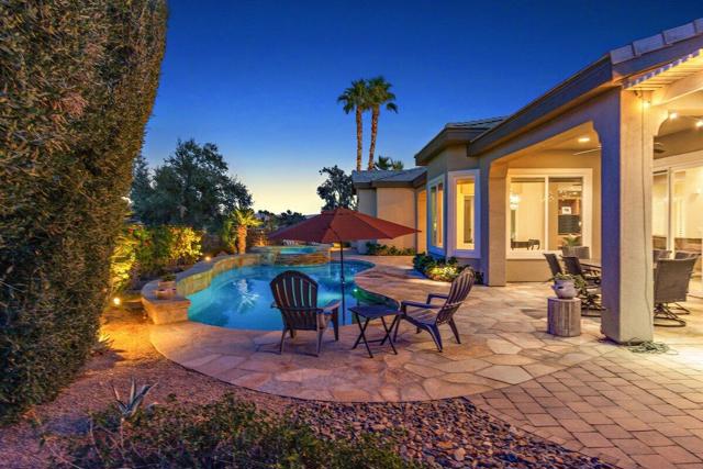 81196 Victoria Lane, La Quinta CA: https://media.crmls.org/mediaz/407f0e9a-43ff-4fcb-9618-eeec05d9b3f7.jpg