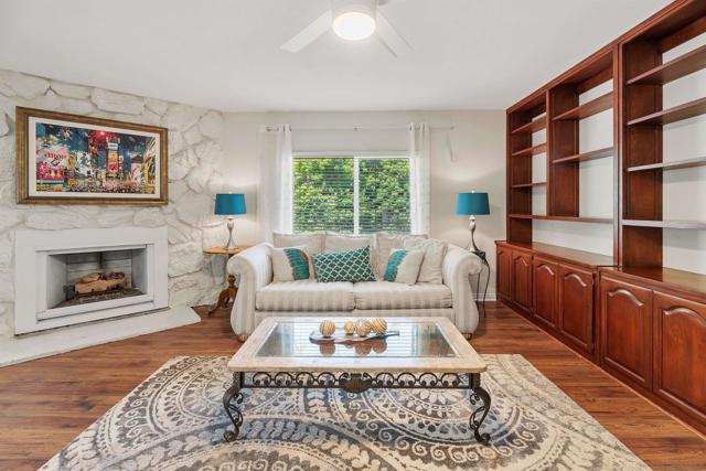 12091 Lomica Dr, San Diego CA: https://media.crmls.org/mediaz/407f8cf8-1ade-4a49-9047-da715b5d27f7.jpg