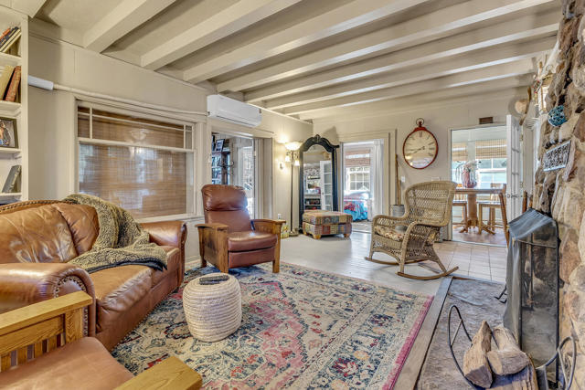25585 Alderwood St Street, Idyllwild CA: https://media.crmls.org/mediaz/407fc1b2-f57f-4392-a793-c8b0dc507f6e.jpg