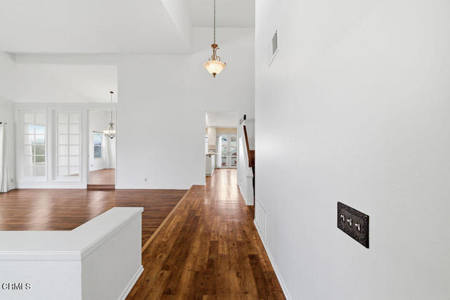 Detail Gallery Image 7 of 40 For 4024 Cliffrose Ave, Moorpark,  CA 93021 - 5 Beds | 3 Baths