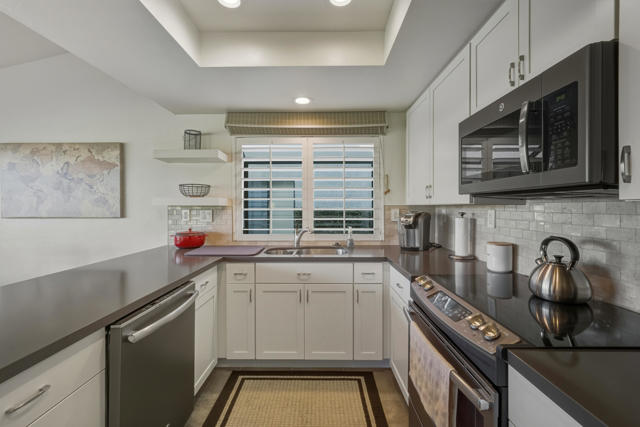 41809 Preston Trail, Palm Desert CA: https://media.crmls.org/mediaz/40815b3b-f1e7-4e44-a583-2d83db0a468f.jpg