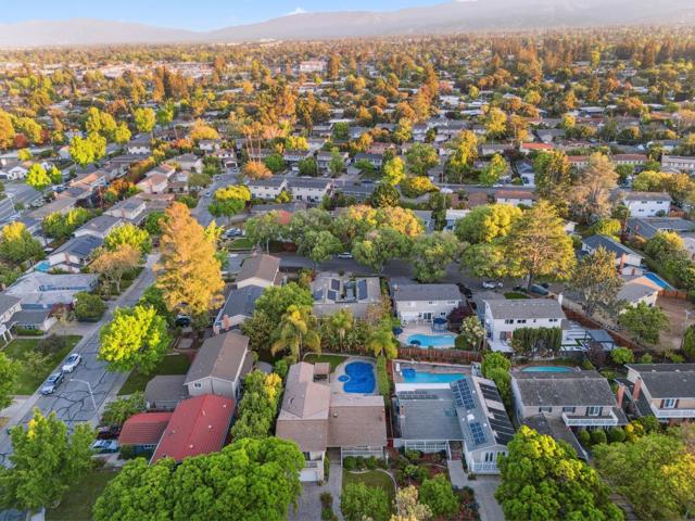 637 Nashua Court, Sunnyvale CA: https://media.crmls.org/mediaz/4084fbee-a091-431d-82f8-51ba93ae96a5.jpg