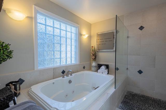 204 San Benancio Road, Salinas CA: https://media.crmls.org/mediaz/40851ad4-f319-466b-9745-c76f67ec4a2f.jpg