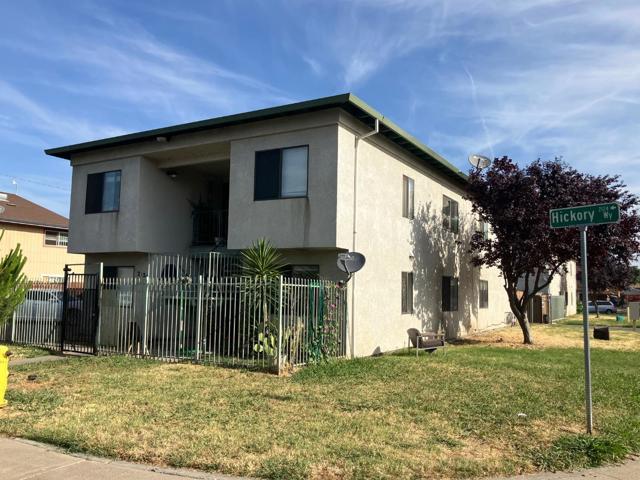2125 Oakmont Way, West Sacramento CA: https://media.crmls.org/mediaz/408594dc-1f75-4310-ba3a-34b619e9cad0.jpg