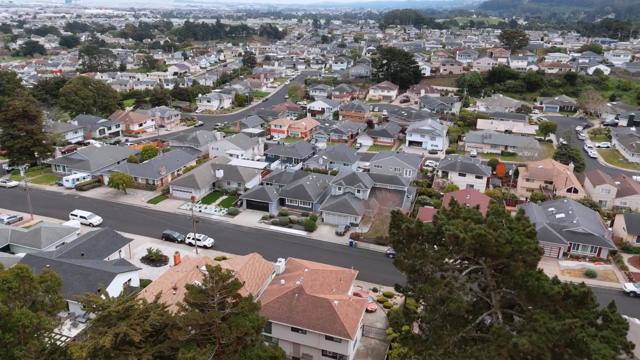 439 Yellowstone Drive, South San Francisco CA: https://media.crmls.org/mediaz/4087c1a1-ebcd-4da1-a8ee-ae3bc8121133.jpg