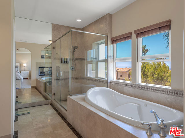23949 De Ville Way, Malibu CA: https://media.crmls.org/mediaz/4088de92-b186-4e36-b512-d32d7c4dc0de.jpg