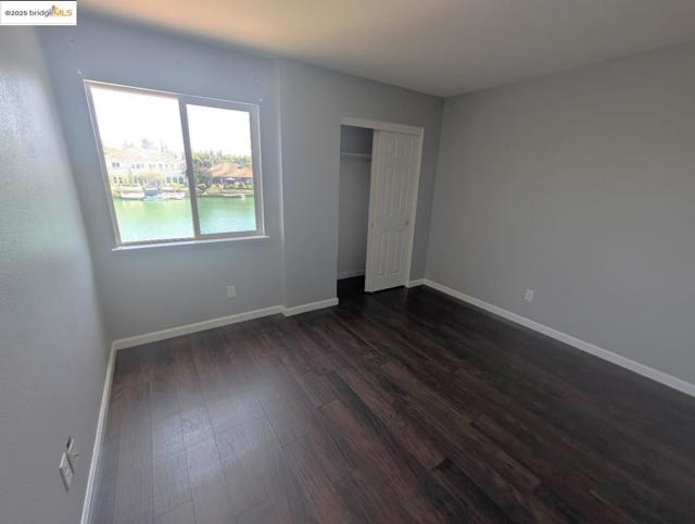 4958 Bay View CIR, Stockton CA: https://media.crmls.org/mediaz/4088f9e7-135d-4cef-b7fd-6d8db208217f.jpg