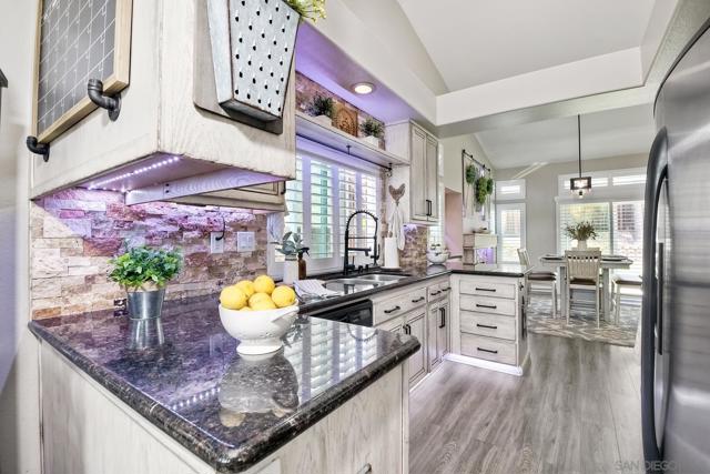 3358 Lake Circle Dr, Fallbrook CA: https://media.crmls.org/mediaz/4089268e-274c-42c1-ac69-ee6b825a6762.jpg