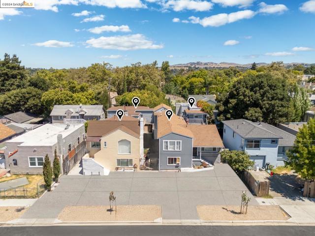 Image 12 of 33 For 416 Benicia Rd