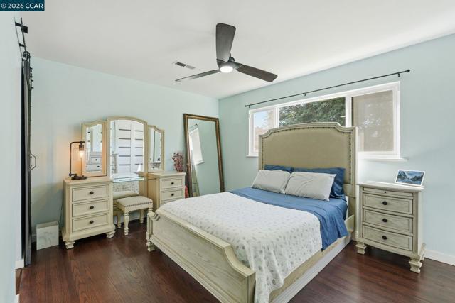 Image 6 of 28 For 2105 Holbrook Drive