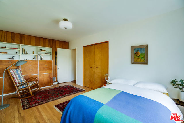 2020 Redcliff Street, Los Angeles CA: https://media.crmls.org/mediaz/408a3be5-b7ba-4ab1-81ca-a51ac1db4aae.jpg