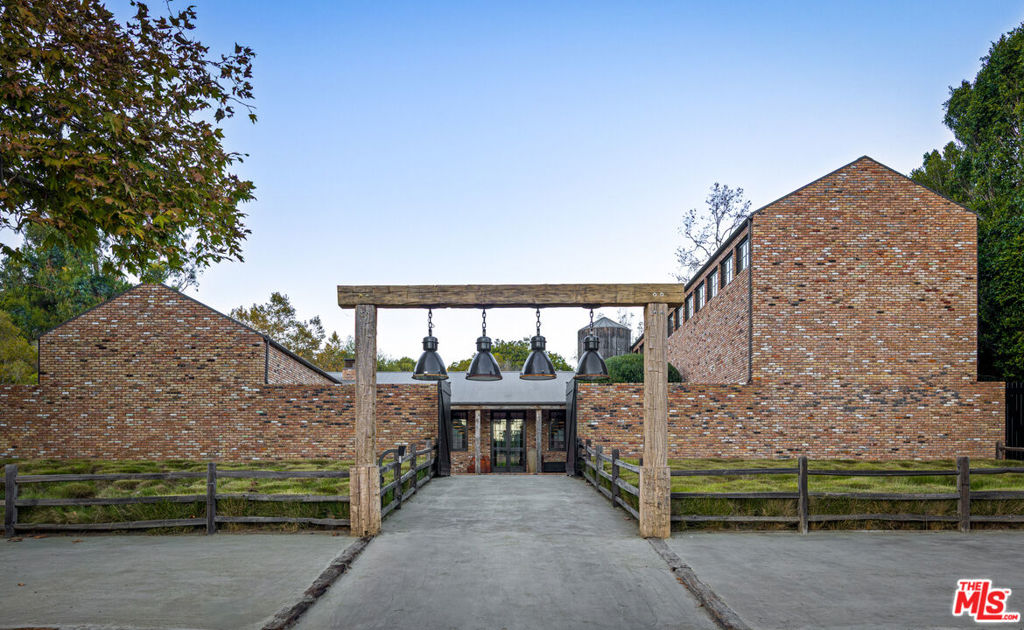 13215 Riviera Ranch Road