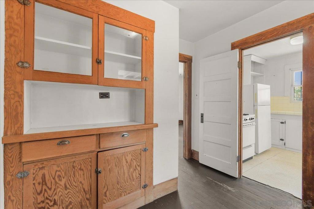 4617 Wightman Street - photo 10